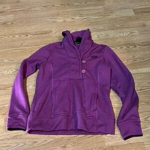 North Face small pullover purple. A330